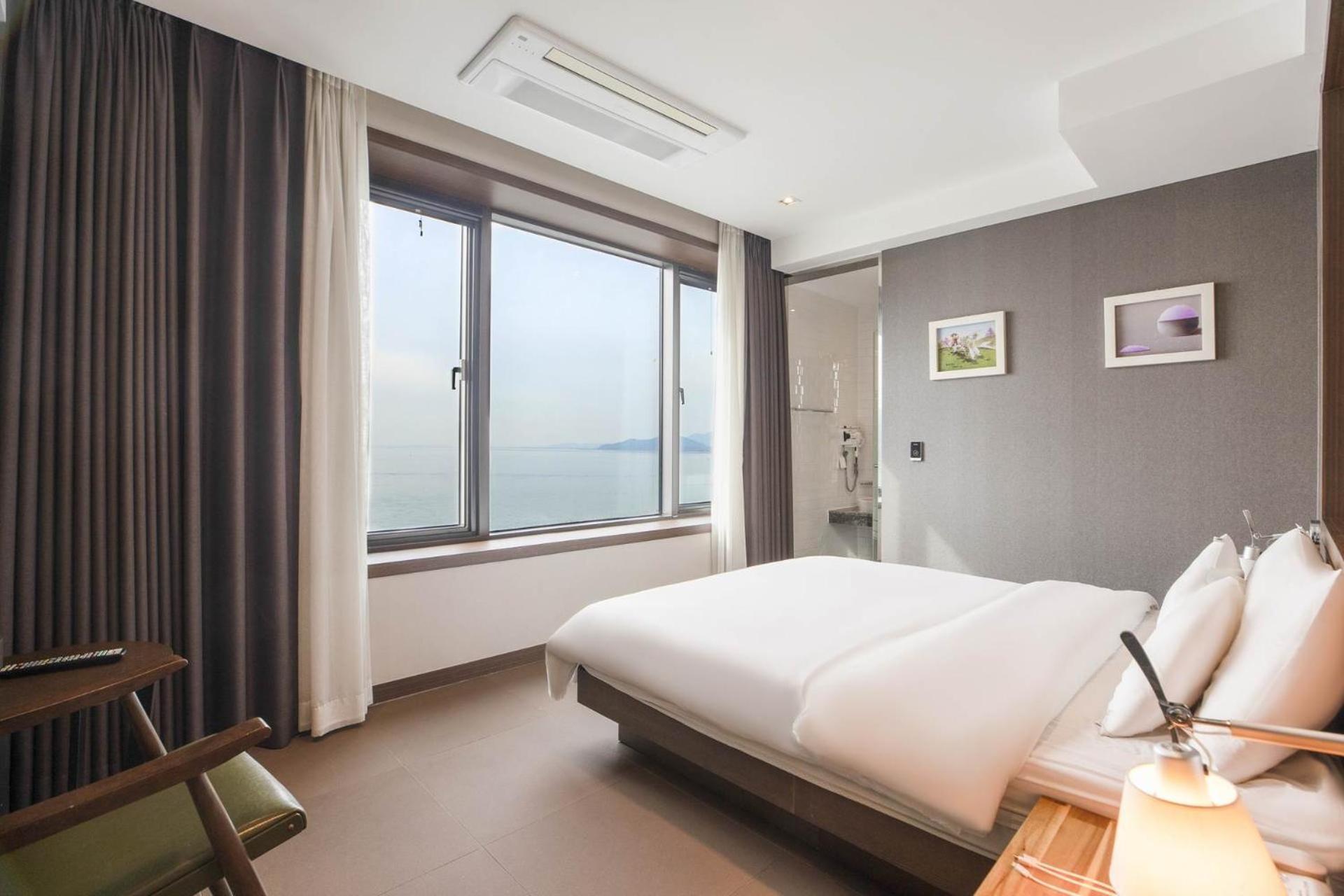 Incheon Blue Marine Hotel エクステリア 写真