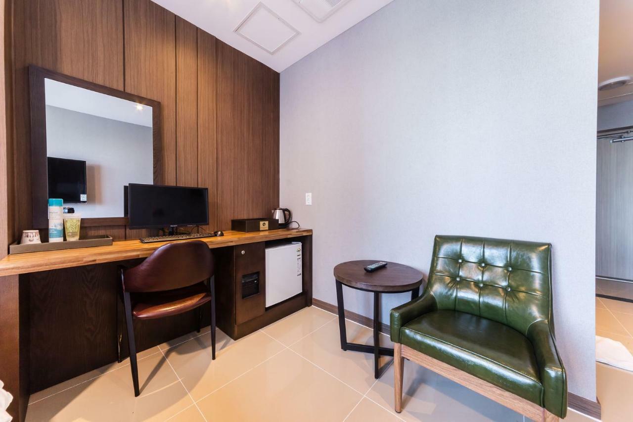 Incheon Blue Marine Hotel エクステリア 写真