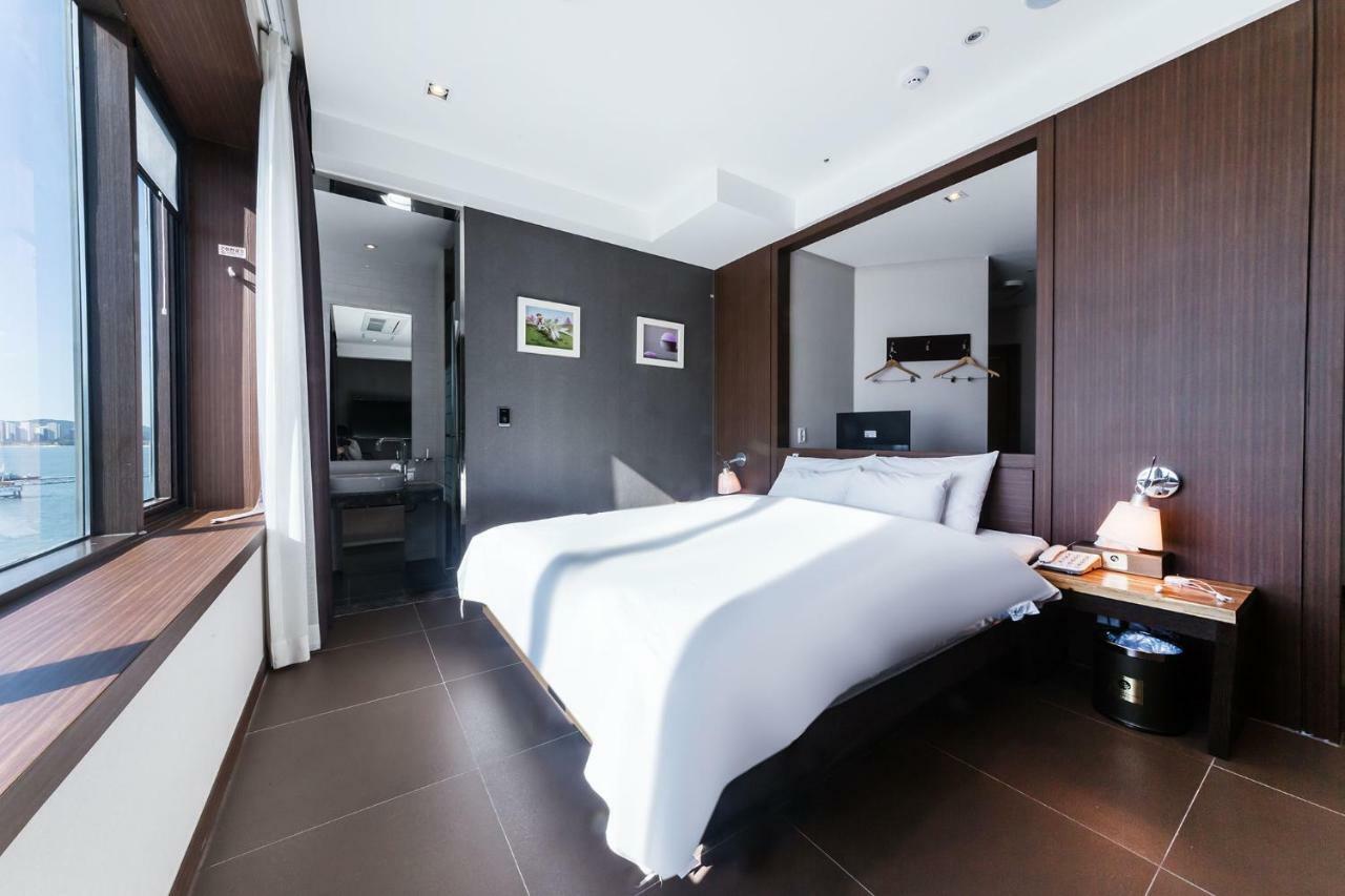 Incheon Blue Marine Hotel エクステリア 写真