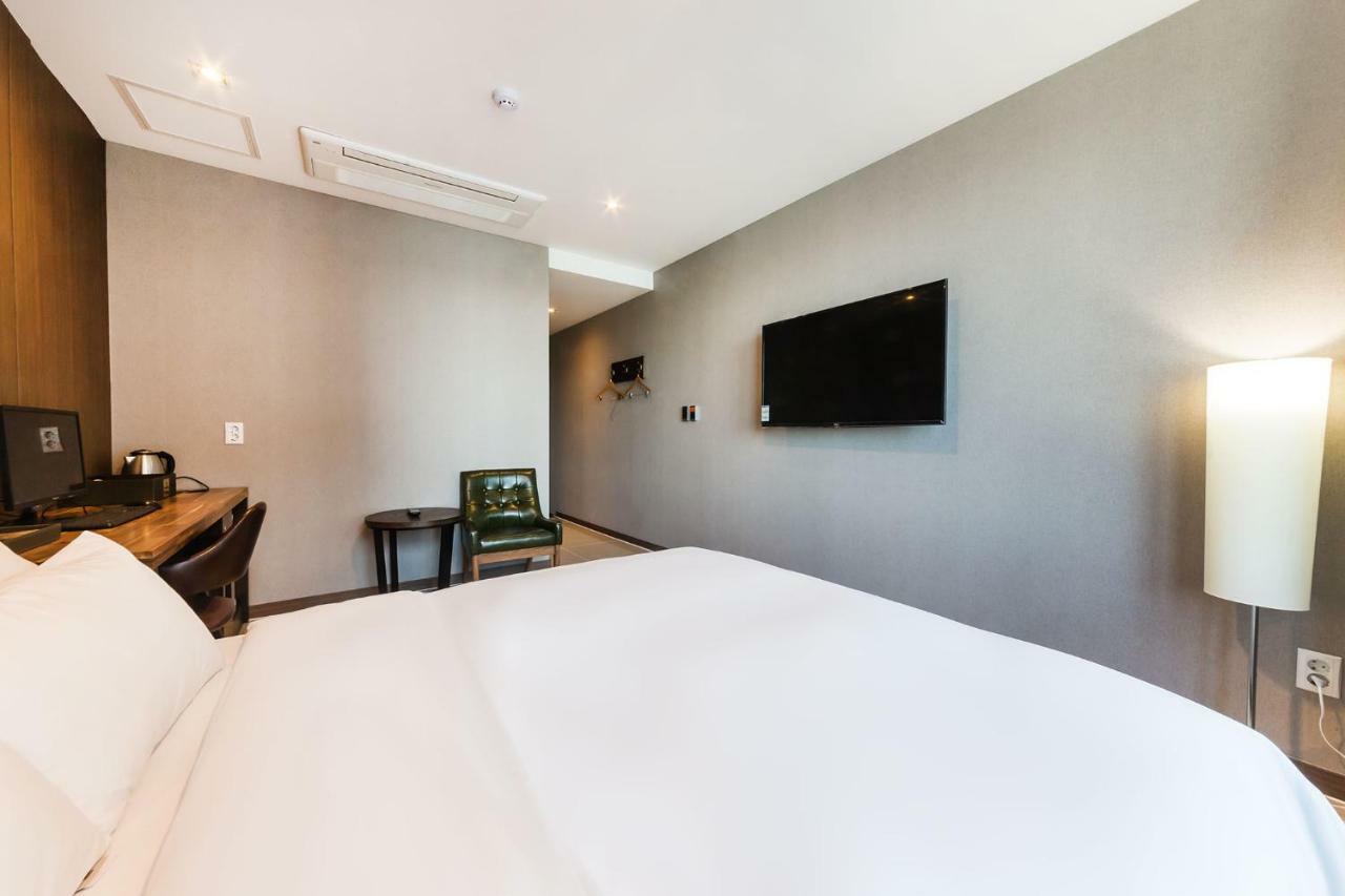 Incheon Blue Marine Hotel エクステリア 写真