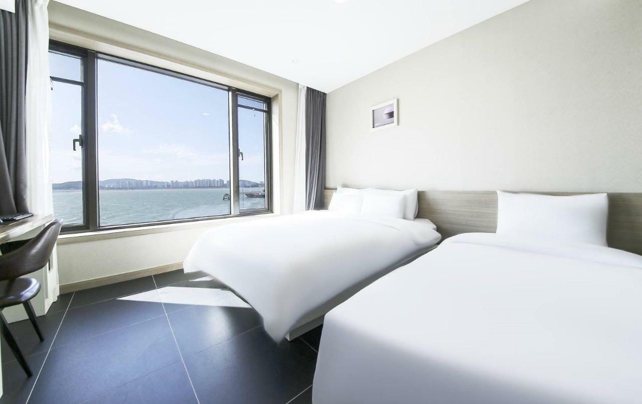 Incheon Blue Marine Hotel エクステリア 写真