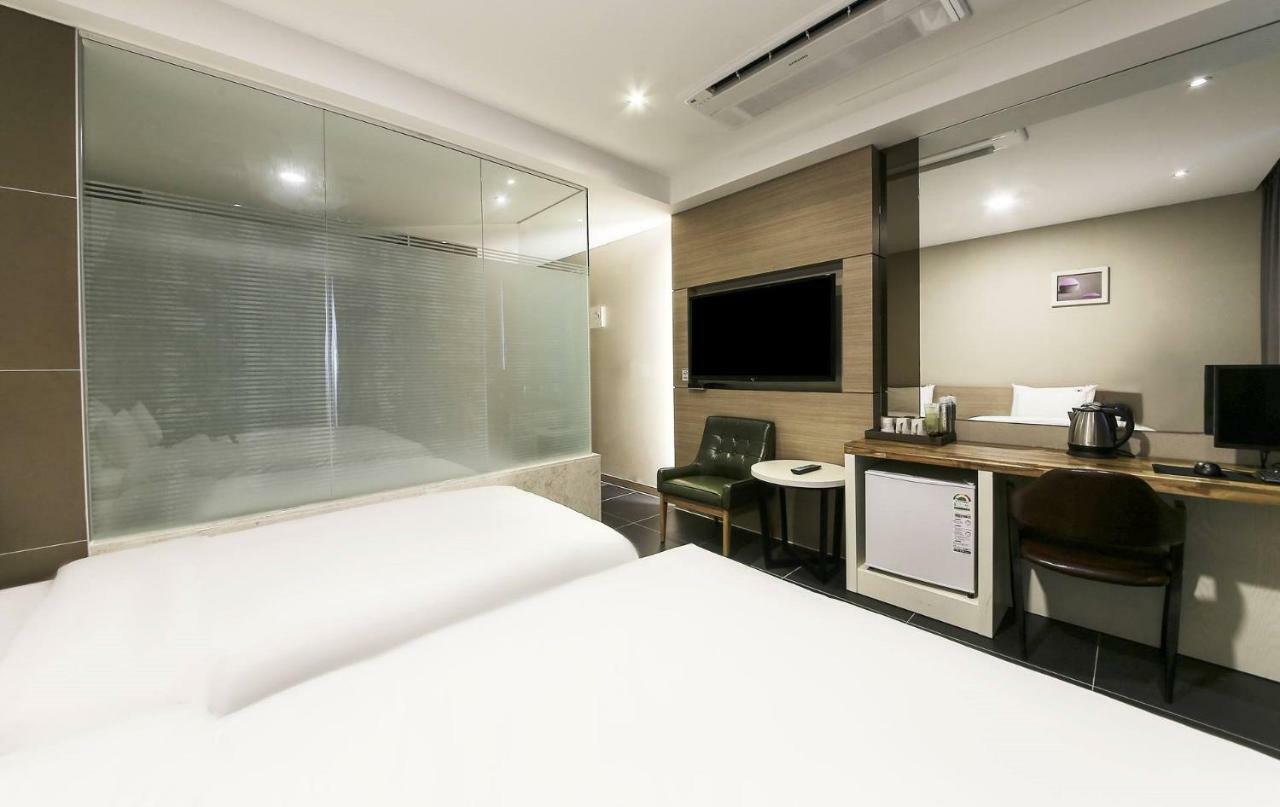 Incheon Blue Marine Hotel エクステリア 写真