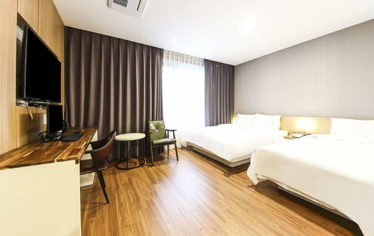 Incheon Blue Marine Hotel エクステリア 写真