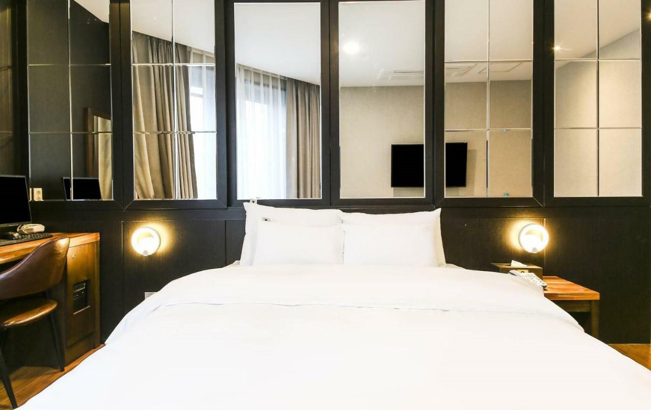Incheon Blue Marine Hotel エクステリア 写真