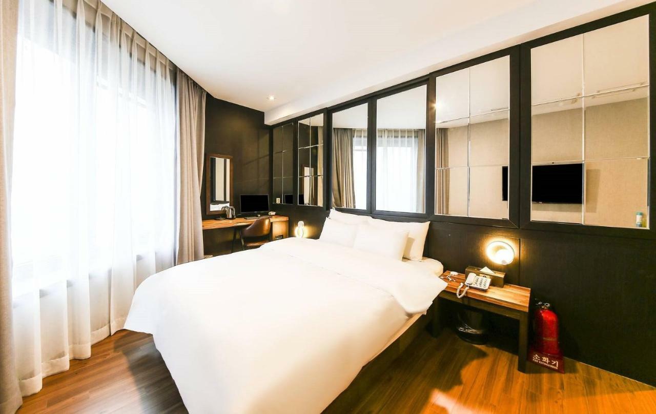 Incheon Blue Marine Hotel エクステリア 写真